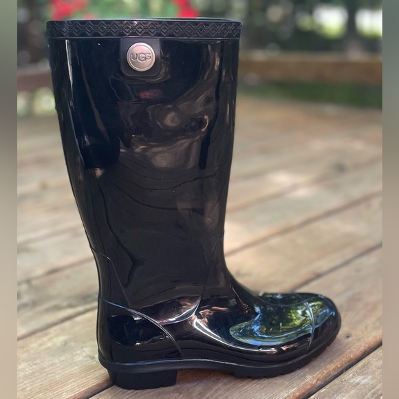 UGG rain boots - Picture 5 of 6